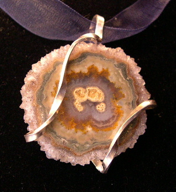 AMETHYST SLICED PENDANT